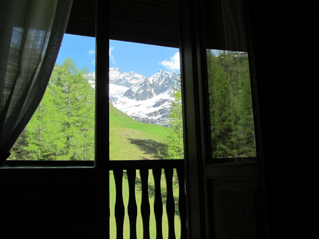 Hotel Lysjoch Грессоней-ла-Трините Экстерьер фото